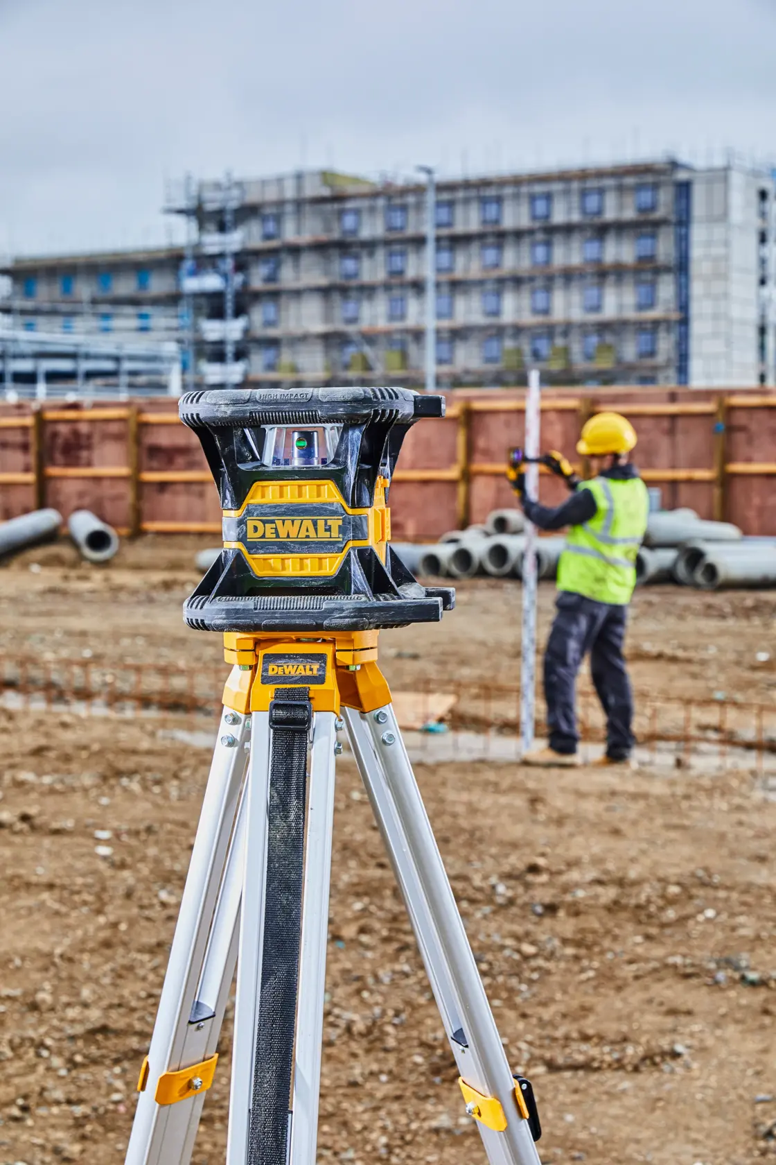 Rotačný laser so zeleným lúčom 18 V XR® Tool Connect DEWALT® - 1 x 2 Ah
