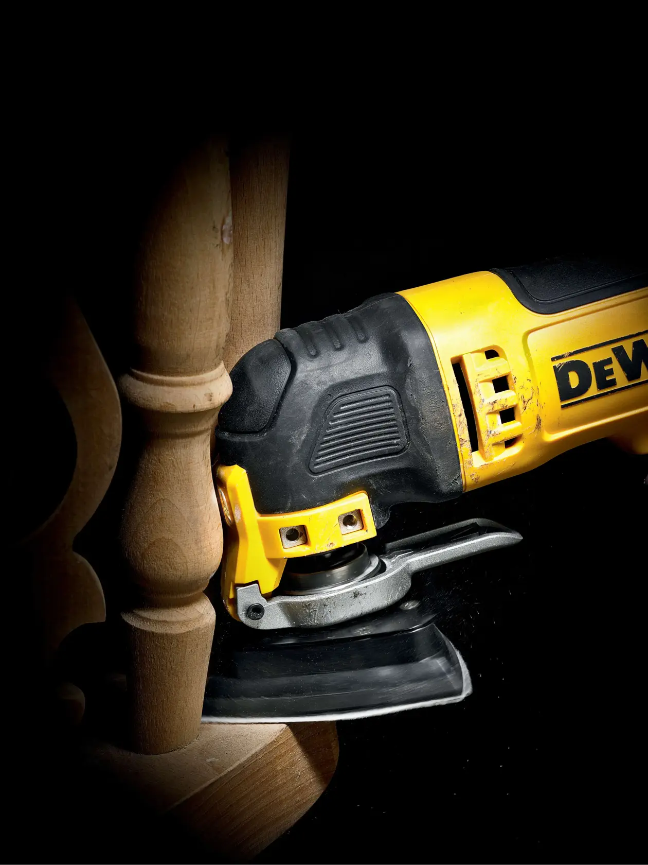 Brúsna doska s odsávaním prachu DEWALT®