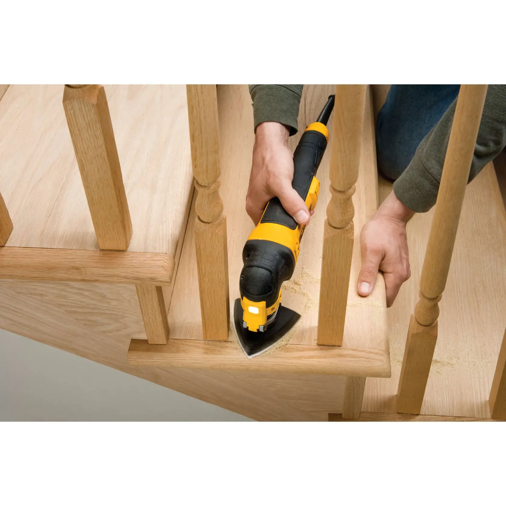 Oscilačná multifunkčná brúska DEWALT®